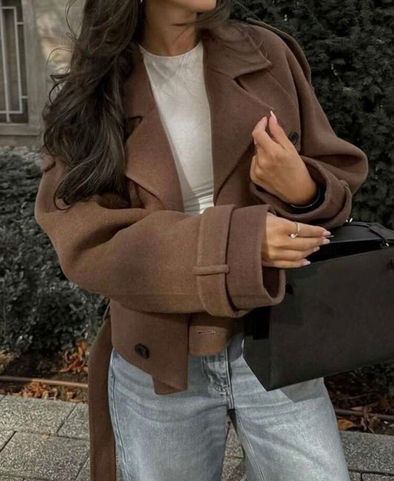 New Stylish & Elegant Solid Color Pocket
Double Buckle Waist Short Jacket, Suitable